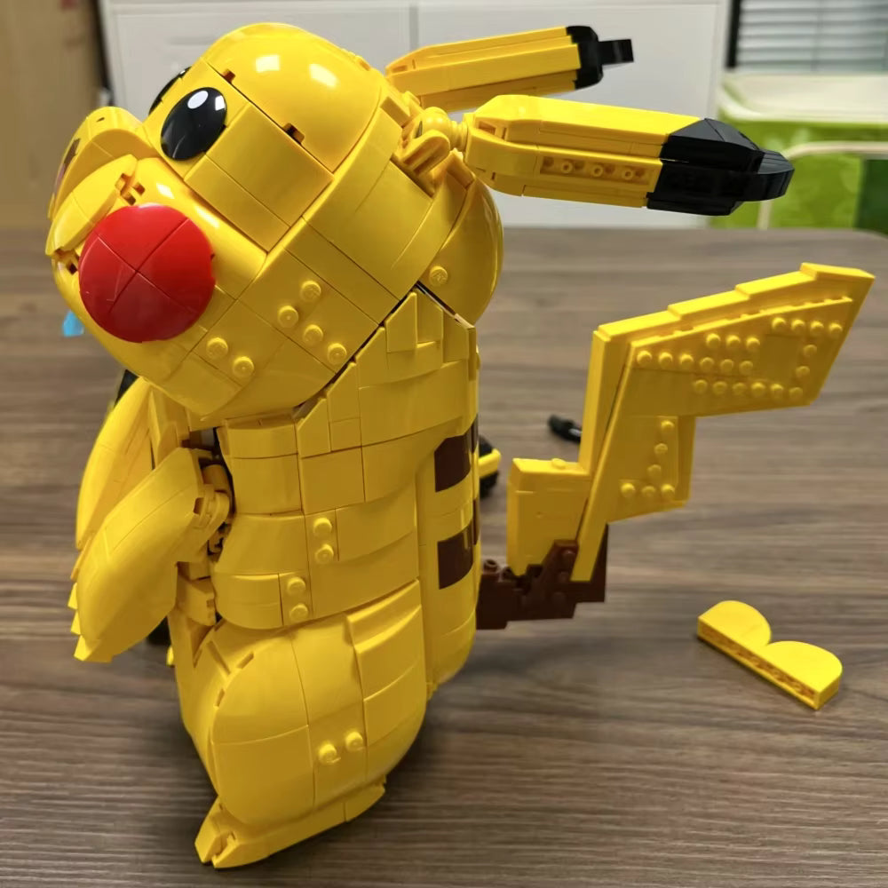 72152 MOC Pikachu and Poké Ball Building Blocks Pokémon 2050pcs