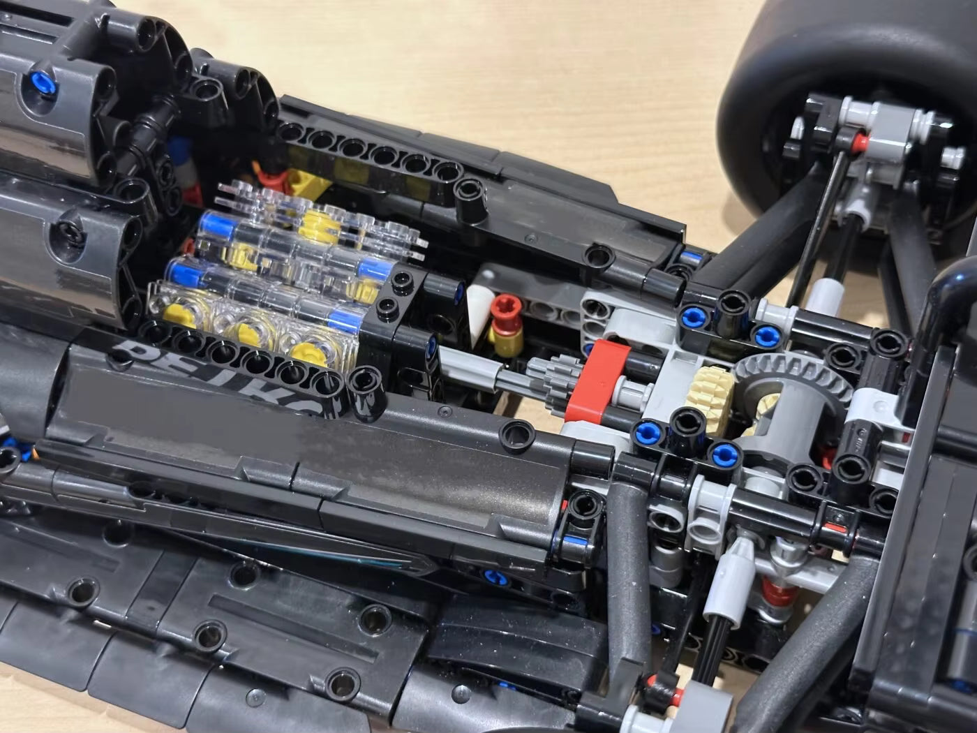 42171 MOC Mercedes-AMG F1 W14 E Performance Building Blocks Technic 1643pcs