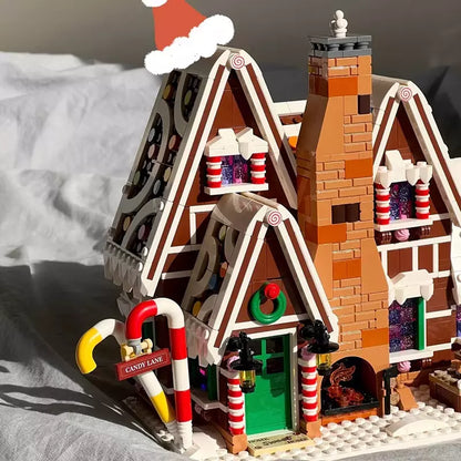 10267 MOC Gingerbread House with 3 Mini Figures Building Blocks Creator Expert 1477pcs Boxed Edition