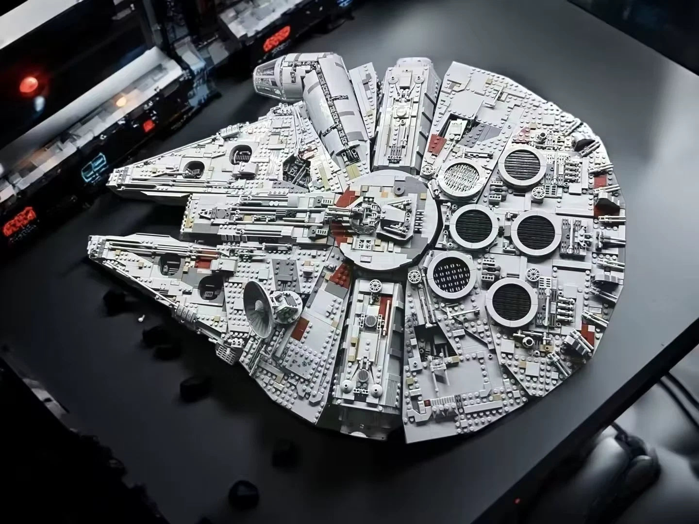 75192 MOC Millennium Falcon Building Blocks w 10 Figures MOC Star Wars 7541pcs